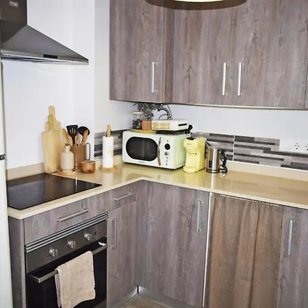 Palmar & C0 아파트 *